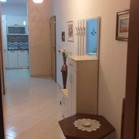 Lungomare Apartament Wlora